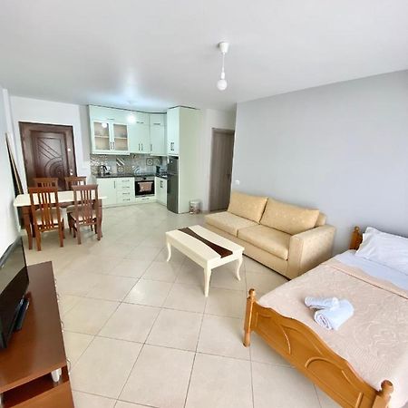 Evgenia'S Apartment Sarande Luaran gambar