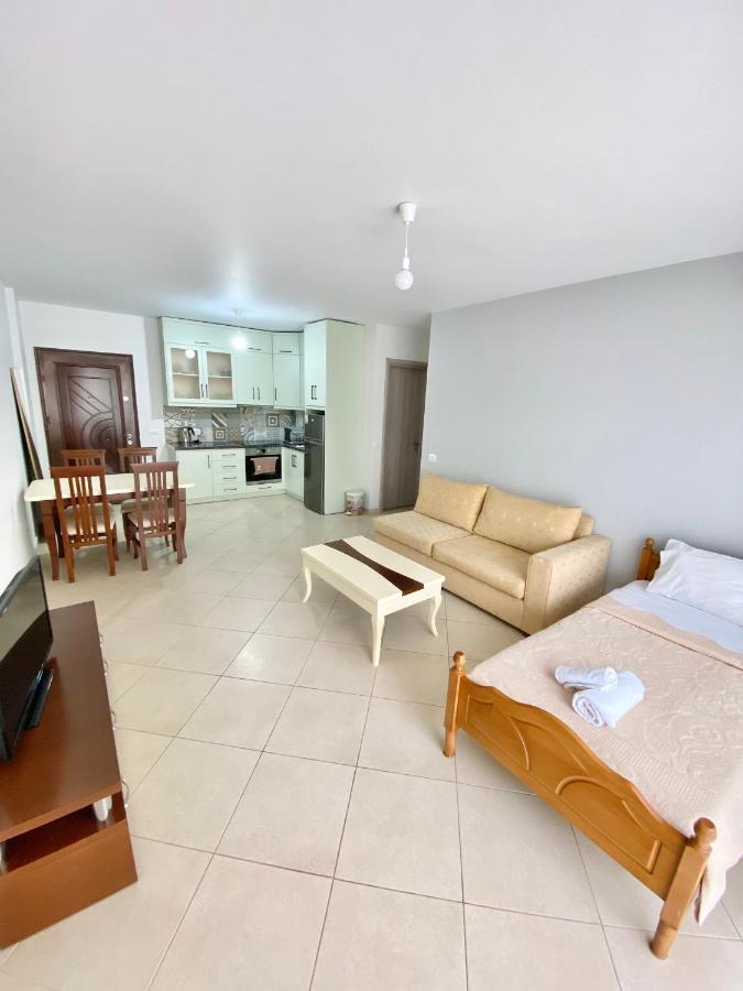 Evgenia'S Apartment Sarande Luaran gambar
