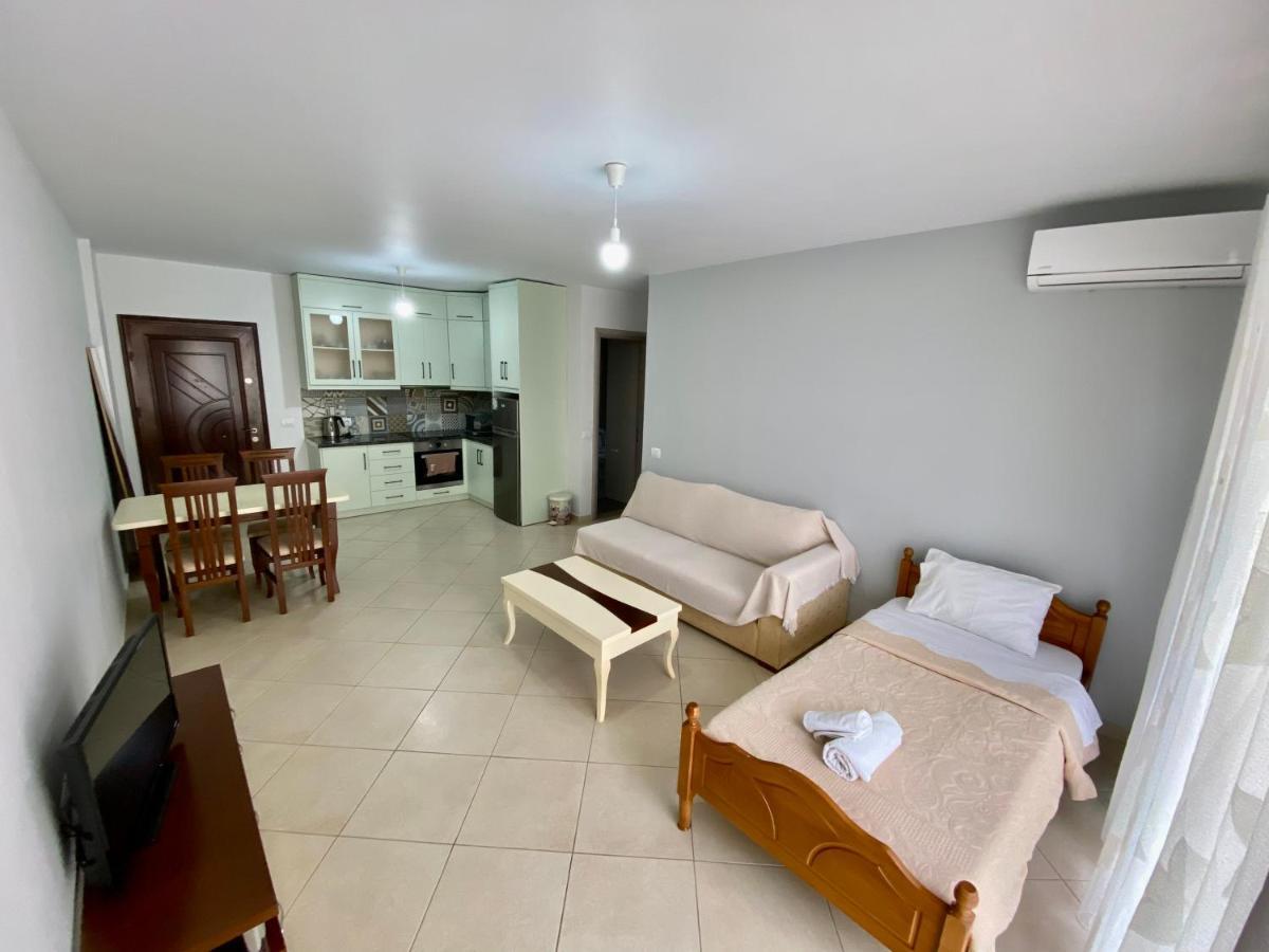 Evgenia'S Apartment Sarande Luaran gambar