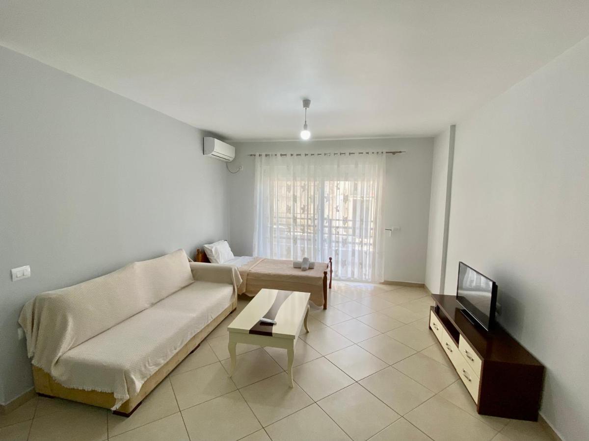 Evgenia'S Apartment Sarande Luaran gambar