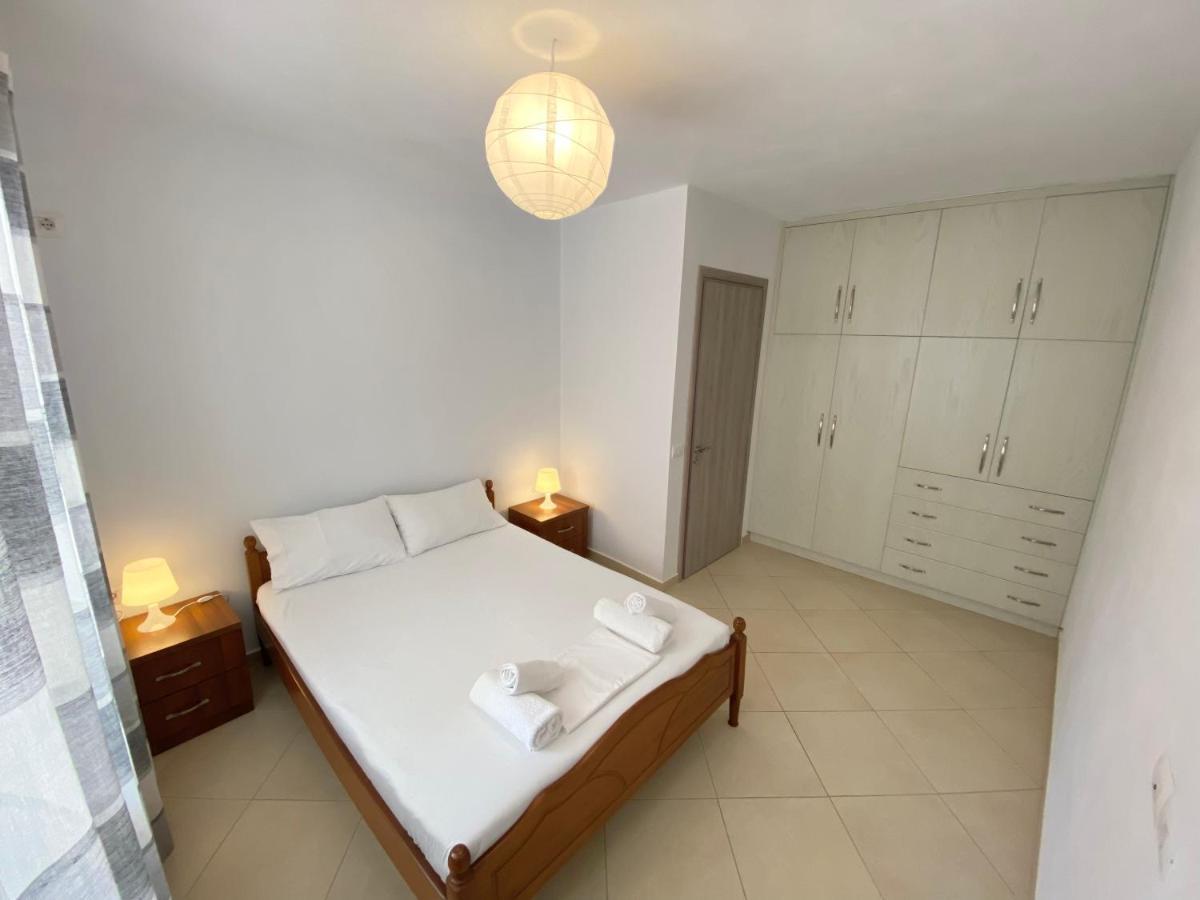 Evgenia'S Apartment Sarande Luaran gambar